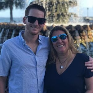 Meet your Posher, Donald